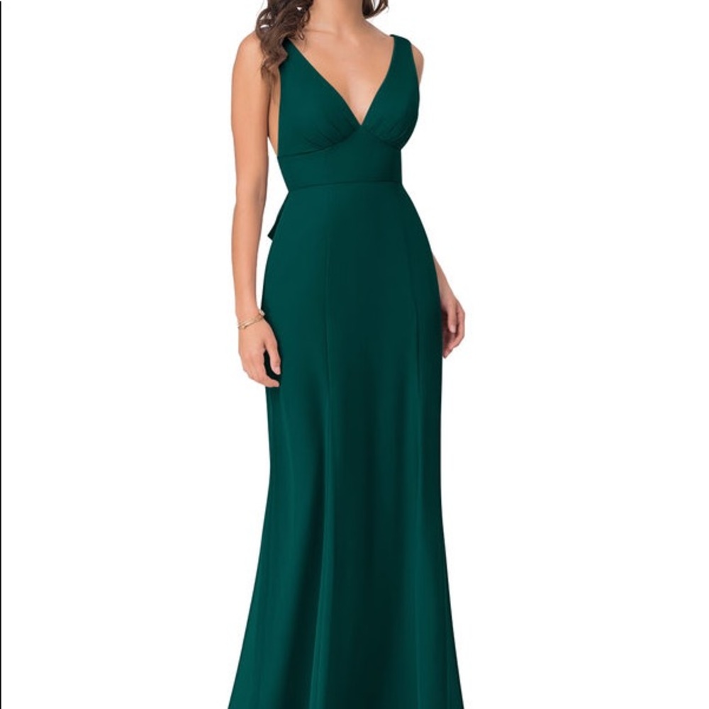 Gently used Maxi length Dress🌲